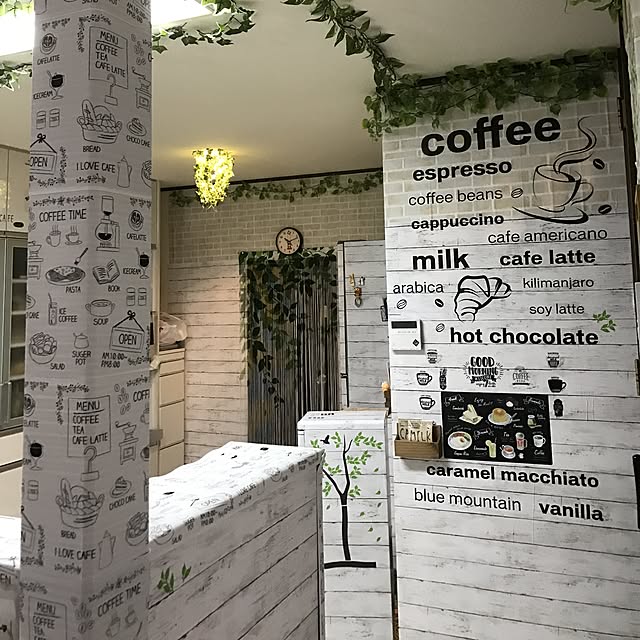 Kitchen,食器棚シート,ダイソー,フェイクグリーン,ウォールステッカー,リメークシート,カフェ風インテリアを目指して,セリア hechanの部屋