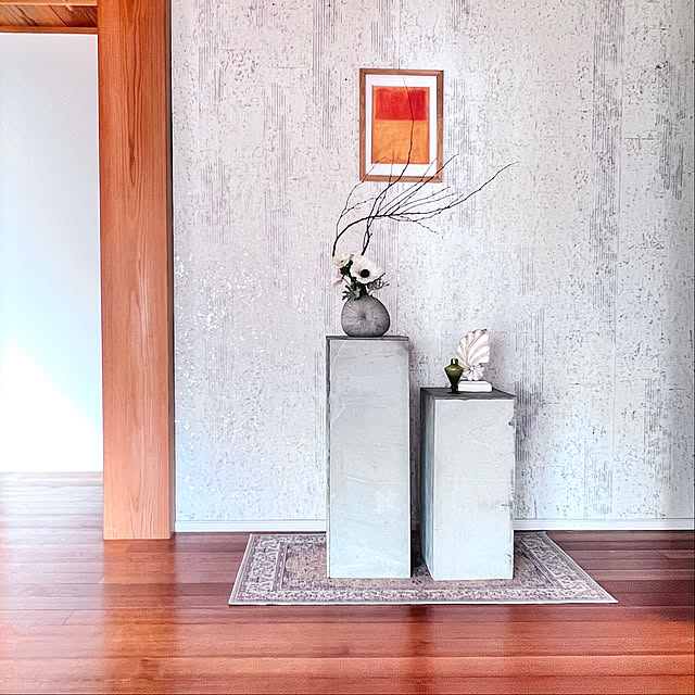 Entrance,アートポスター,花のある暮らし,玄関インテリア,DIY,ホワイトインテリア,北欧インテリア,海外インテリア,無垢材,木の家,アートのある暮らし,ホワイト&ウッド,花台DIY,生け花のある暮らし,北欧モダン,季節を楽しむ mamyuの部屋