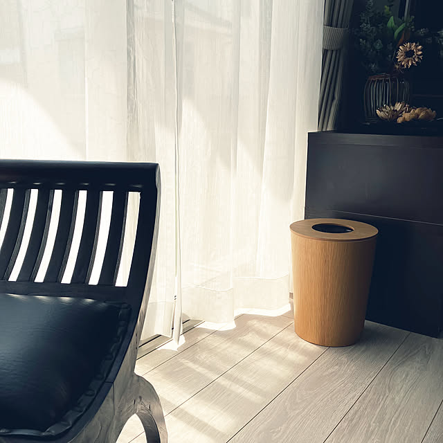 Lounge,蓋付きゴミ箱,袋止めワイヤー付,木製ごみ箱,シンプルナチュラル,無印良品のごみ箱,無印良品,ごみ箱,訪問、コメントが遅くてごめんなさい,いつもいいねやコメント感謝です♩,ゆっくりお邪魔いたします♡,家でゆっくり休養中 m0917mの部屋