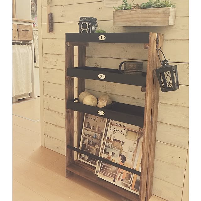 DIYの定番！すのこを使った棚がとっても便利 RoomClip mag 暮らしとインテリアのwebマガジン