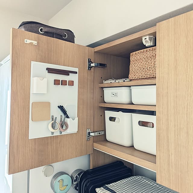 Kitchen,隙間収納,いつもありがとうございます♡,子どもと暮らす,マンション暮らし,扉裏収納,扉裏活用,キッチン食器棚,マグネット収納,トタン板,イベント参加 mamiの部屋
