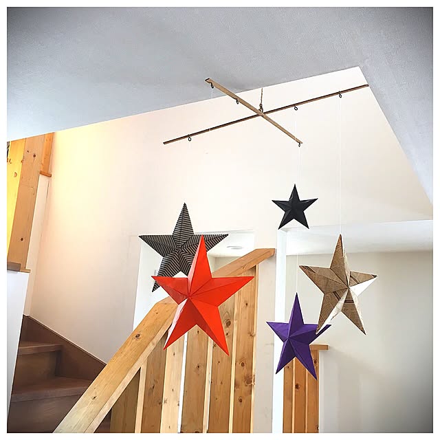 インテリアにスパイスを お家でモビールdiyにチャレンジ Roomclip Mag 暮らしとインテリアのwebマガジン