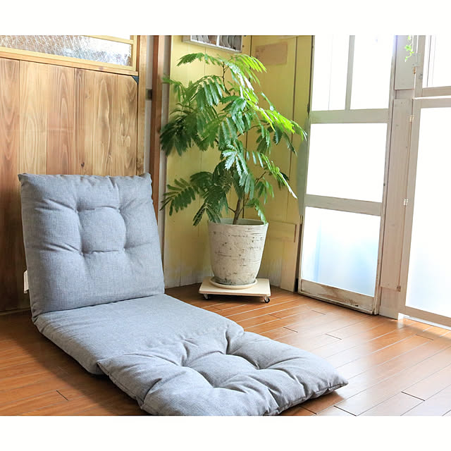 Lounge,おかたづけ,ミニマリストが気になる！,DIY,すっきりしたい！,ソファ無し生活,ナチュラル,賃貸,シンプル,木工,ニトリ,座椅子生活 maminの部屋