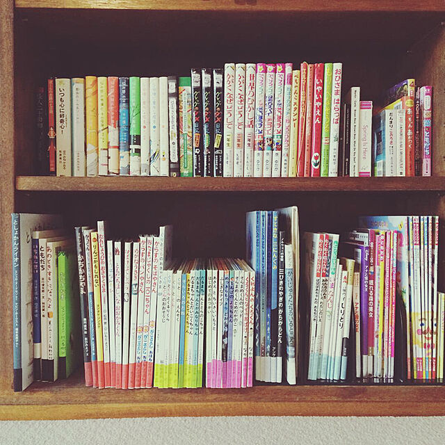 My Shelf,本の収納,マスキングテープ活用術,絵本の収納,整理収納,本棚,暮らしの知恵,アイデア収納,こどもと暮らす。 A_plusの部屋