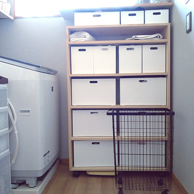 Bathroom,壁ペンキで塗り塗り,棚DIY,ニトリ,洗濯かご,Ｎインボックス,山崎実業,Ｎインボックスには下着とパジャマとタオル chocoの部屋