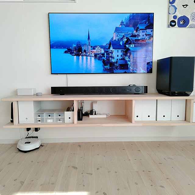 My Shelf,パナソニック,壁掛けテレビ,ウェルビーイング,くらしスタイルシリーズ,ウォールフィットテレビ,かんたん壁掛け,すっきり暮らす,おうち時間,シンプルライフ,厳選されたもの,スッキリ暮らしたい,余白のある暮らし,暮らしを整える,北欧ナチュラル,身の丈に合った暮らし,シンプルな暮らし,暮らしを楽しむ,インテリア,少ないもので暮らす,少ないもので豊かに暮らす,余白,北欧,心地良い暮らし,丁寧な暮らし,放り込む収納,居場所をつくる,収納,コンセント収納,ルーロミニ s.houseの部屋