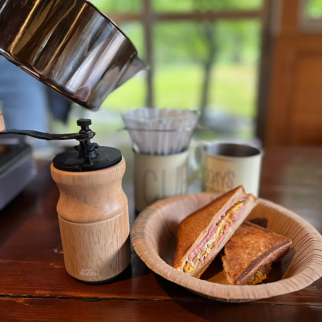 朝食の風景,コーヒータイム,コーヒーのある暮らし,ミル挽き,ホットサンドの朝食✨,ホットサンド,キャンプ飯,カリタコーヒーミル,キャンプの朝ごはん,三重在住です,RC三重,コーヒーミル,Cafe Time marmaladeの部屋