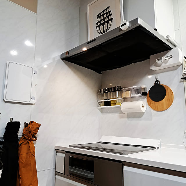 Kitchen,マグネット収納,タカラスタンダード,タカラスタンダードレミュー,ホーローキッチンパネル,RoomClipの出逢いに感謝♡,LDKリフォーム,RoomClipさんありがとうございます,益岡工務店,こどもと暮らす,ありがとうございます,白がすき,レミュー,タワー 醤油差し,towerシリーズ,tower,tower好き,tower製品,towerマグネットシリーズ,towerボトルスタンド,tower マグネットペーパーホルダー,tower マグネット収納,DALTON,エプロン,エプロンの置き場所,WORKMAN,エプロンかけ,3COINS,セリア,ダイソー,IKEA,便利,マグネット Mの部屋