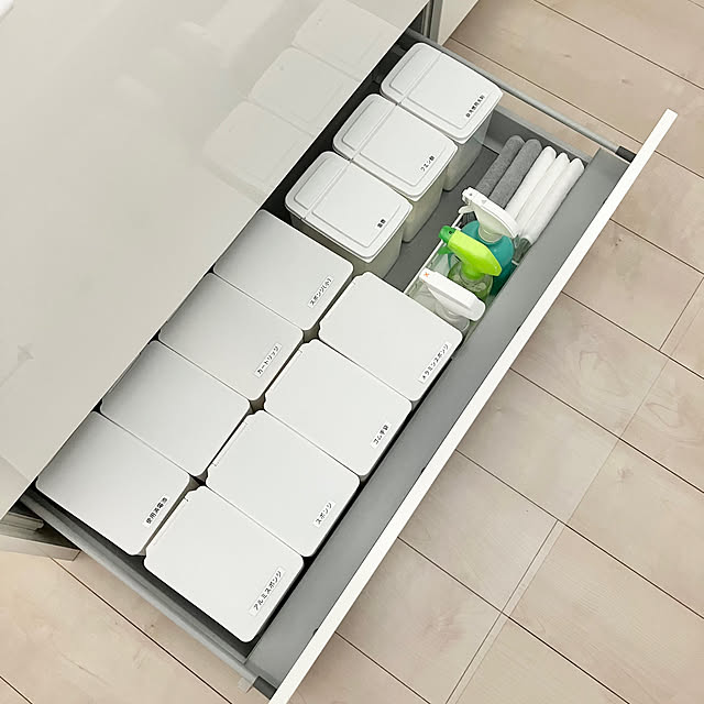 Kitchen,洗剤収納ケース,ダイソー,キッチン下収納,ホワイトインテリア,引き出し収納,北欧インテリア,モノトーンインテリア,グレーインテリア,ホワイト×グレー yu-yuukiの部屋