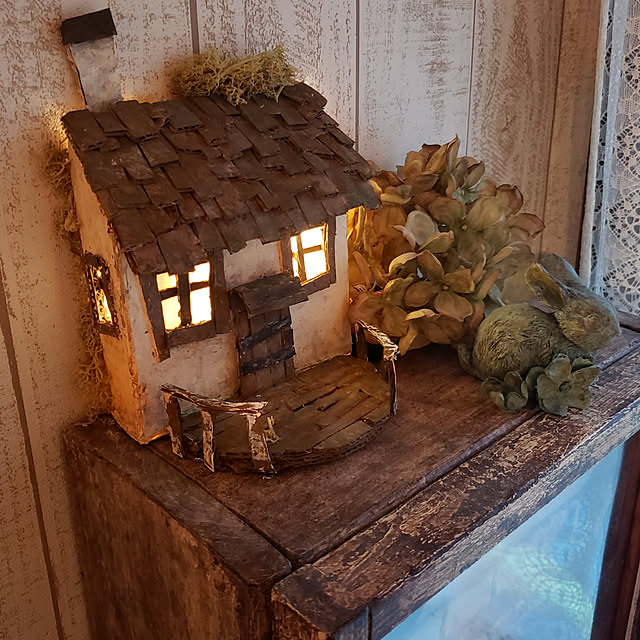 リサイクル,アンティーク,エコ部,あるもんで作る,100均,DIY,セリア,ダイソー,ダイソーアクリル,段ボールリメイク,段ボール工作,ライト照明,DIY照明,妖精のお家 mogu0418の部屋