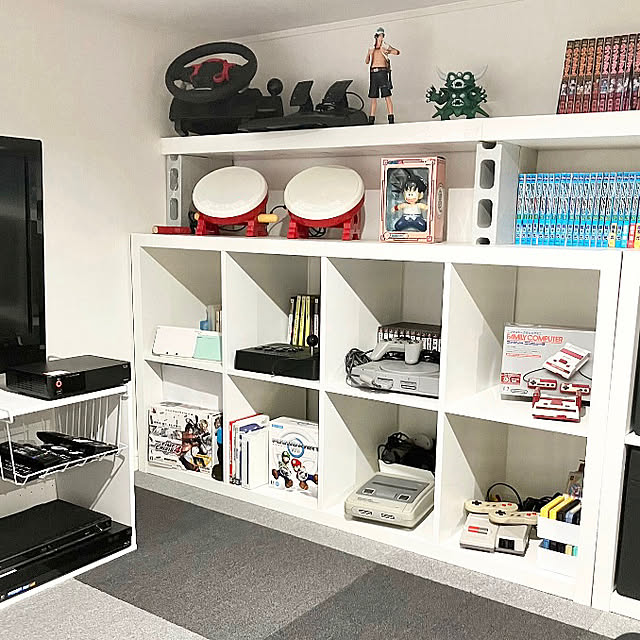 My Shelf,KALLAX,IKEA,ゲーム収納,ゲーム部屋,小屋根裏部屋,ホワイトインテリア,モノトーンインテリア,グレーインテリア,ホワイト×グレー yu-yuukiの部屋