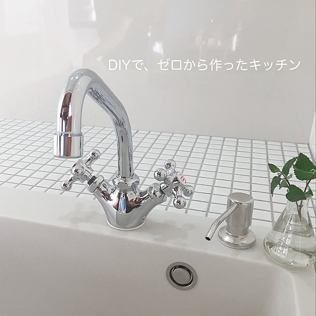 モザイクタイル DIY,モザイクタイル,古い家,ここいろまろん,キッチンDIY,中古住宅,ブログも見てね♡,セルフリノベーション中,中古住宅リノベーション,築44年,DIY,YouTubeチャンネルあります,YOUTUBE,Insta→maron03583911,古いおうち。,Kitchen maronの部屋