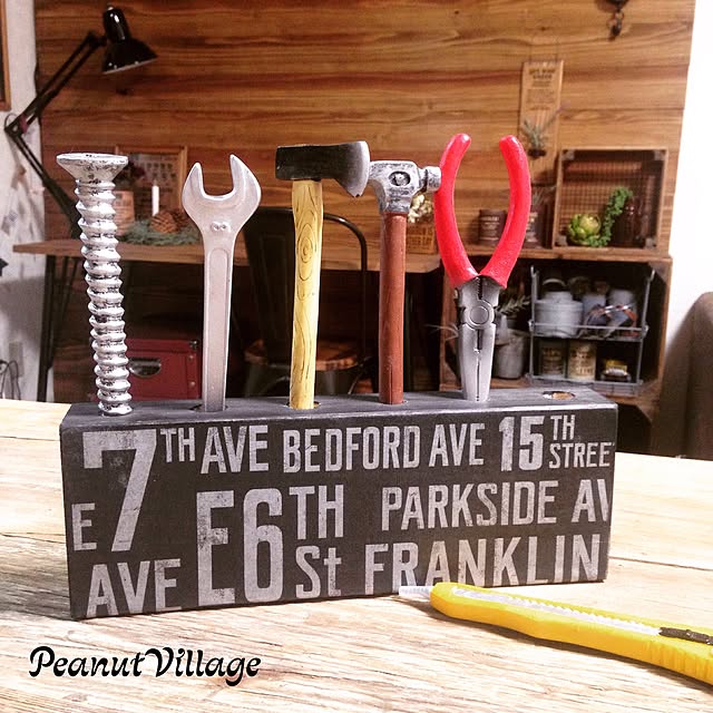 Lounge,ブルックリン,工具ペン,工具ペン立て,カフェ風,男前インテリア,アメブロやってます♪,IG→peanut_village,セリアリメイク,100均リメイク,木工,雑貨,chikoさん,作り方はブログにて,wagonレシピ PeanutVillageの部屋