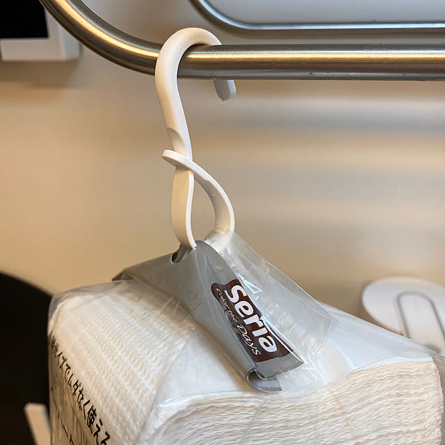 Kitchen,かまぼこ型まな板,タブレットスタンド,セリア♡,セリア,食中毒に注意！,食中毒対策,ペーパータオル,seria,フック,賃貸でも諦めない！,賃貸 takubonchanの部屋