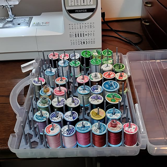 ダイソー,ハンドメイド,ミシン糸収納,ジャノメミシン,My Desk mutsuの部屋