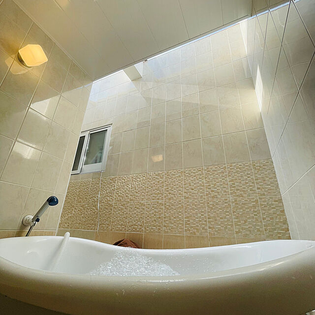 Bathroom,泡風呂,素粒水,天窓(トップライト),ジャグジーバス,快眠 bu-bu-chanの部屋