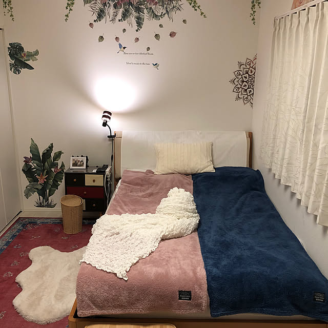 Bedroom,小栗株式会社様,癒し,寝具,新生活,癒しの空間,猫と暮らす,引っ越しました,猫のいる日常,猫と暮らす家,コメントお気遣いなく♡,ニューマイヤー毛布,メリーナイト,メリーニャイト,新しい新居 mikenekoの部屋