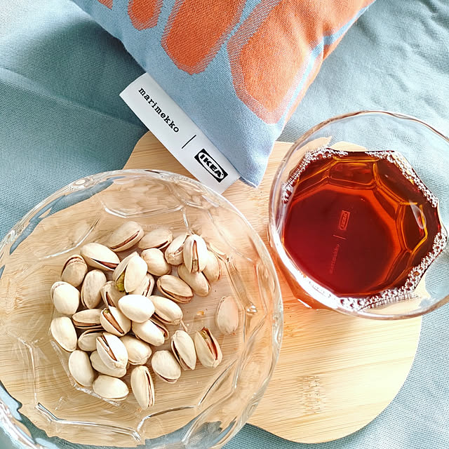 My Desk,北欧インテリア,marimekko,BASTUA,イケア,IKEA,限定品,グラス,ボウル,クッション,食器 tttbbbの部屋