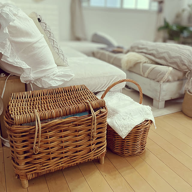 Lounge,ホワイトインテリア,メイク収納,おしめ入れ,アラログ,かご・バスケット,間接照明,ハンドメイド,DIY Makoの部屋