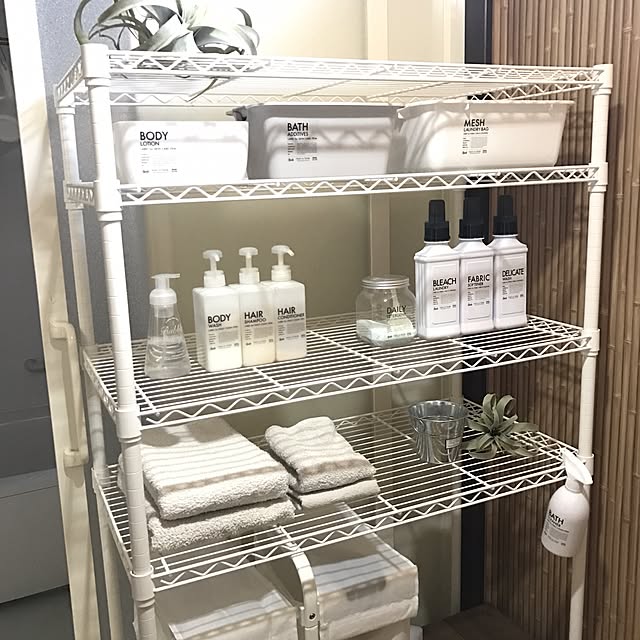 家中どこでも大活躍!スチールラックを使った収納術 | RoomClip 家中どこでも大活躍!スチールラックを使った収納術 | RoomClip