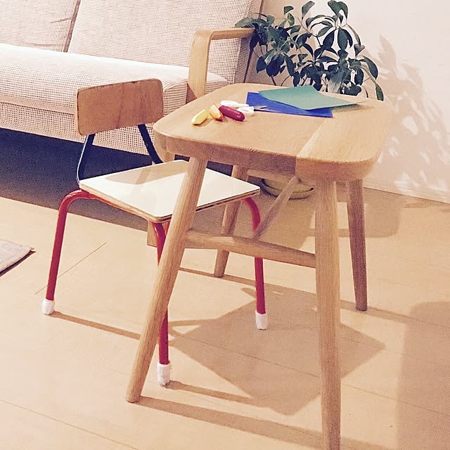 My Desk,賃貸,シンプルライフ,持たない暮らし,転勤族 賃貸,ミニマムに暮らしたい,無印良品,子供と暮らす。,子供机,子供椅子 chihiroの部屋