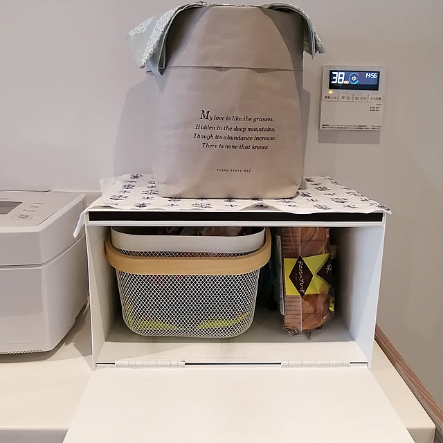 My Shelf,towerブレッドケース,リーサトルプバスケット,IKEA 雑貨,お菓子入れ maron-cocoの部屋