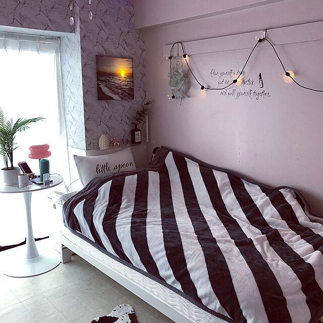 Bedroom,ZINUS ベッドフレーム,ニトリのアートパネル,IKEA kanaの部屋