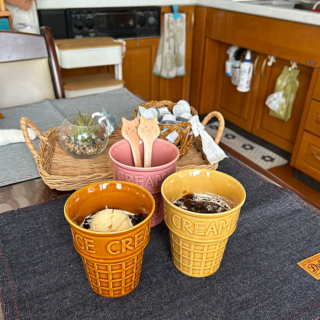 Kitchen,東京20℃,スーパーカップ,コーヒーゼリー,猫の手が…,コーンカップ,THREEPPY,スリーピー300円,マグカップ,いつもありがとうございます♡,雑貨好き,ねこと暮らす,ぼちぼちとのんびりと,コメントお気遣いなく( ⁎ᵕᴗᵕ⁎ ),2枚投稿 Lufuの部屋