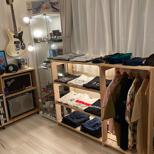 My Shelf,ミールヴァルヴ,デトルフ,アンプ,IKEA,IKEA 照明,ギターのある暮らし,ギター壁掛け,照明,ライト,見せる収納,趣味部屋,ライトアップ,LEDライト,間接照明が好き,閲覧ありがとうございます,趣味部屋改造中,服　収納,ショップ風,ショップ風ディスプレイ,Tシャツ収納,Tシャツ好き funataroの部屋