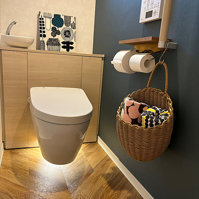 Bathroom,浮いているトイレ,TOTOトイレ,トイレのインテリア,フェリシモ,北欧インテリア,かごバッグ,注文住宅,北欧ナチュラル,FELISSIMO,壁掛け収納,いつもいいねやコメありがとうございます♡,ヒュッゲな暮らし,モニター投稿につきコメントお気遣いなく♡,モニター投稿,マリメッコファブリックパネル,イベント参加,アクセントクロス,フロアタイル ヘリンボーン pontaの部屋