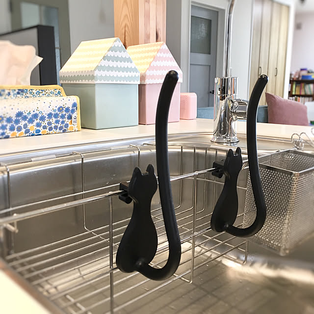 Kitchen,花柄が好き♡,ティッシュケース,おうち型小物入れ,シンク,アレスタ,リクシル,くろねこ♡,まな板スタンド,ボトルかけ,キッチンツール,H&M HOME,イベント用に♡ hannariの部屋