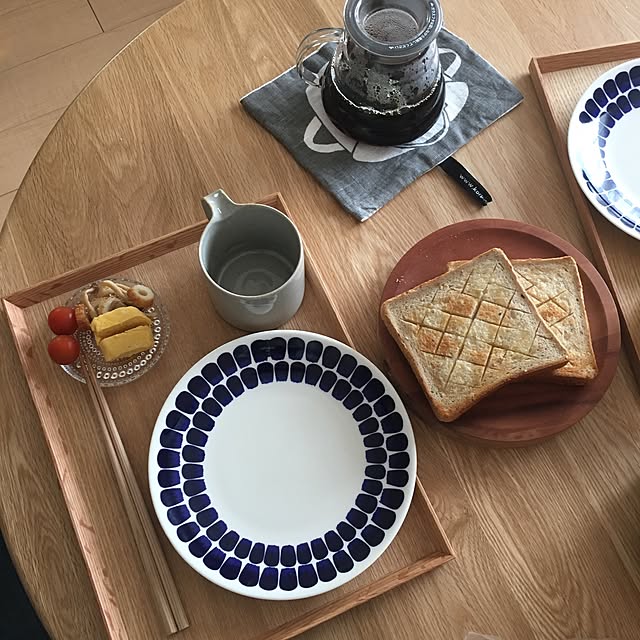 My Desk,食卓,ARABIA,北欧,ダイニングテーブルの上 nikorunの部屋
