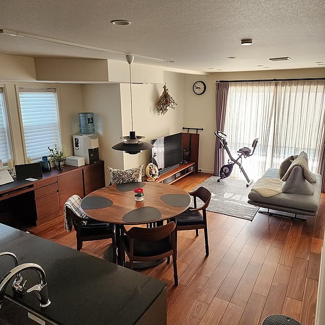 【写真でルームツアー】機能性と美しさを両立した住空間。75さんのお家をご紹介！