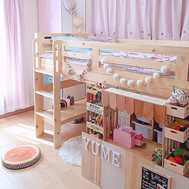 Bedroom,子どもと暮らす,子供部屋,子供部屋&キッズスペース,キッズスペース,いつも見てくださって、感謝です♡,イベント参加なのでコメントお気遣いなく♡,賃貸でも諦めない！,賃貸でも楽しく♪,子供のいる暮らし,木のぬくもりが好き♡,ナチュラルが好き,ナチュラルインテリア,おままごとカフェDIY mamenoの部屋