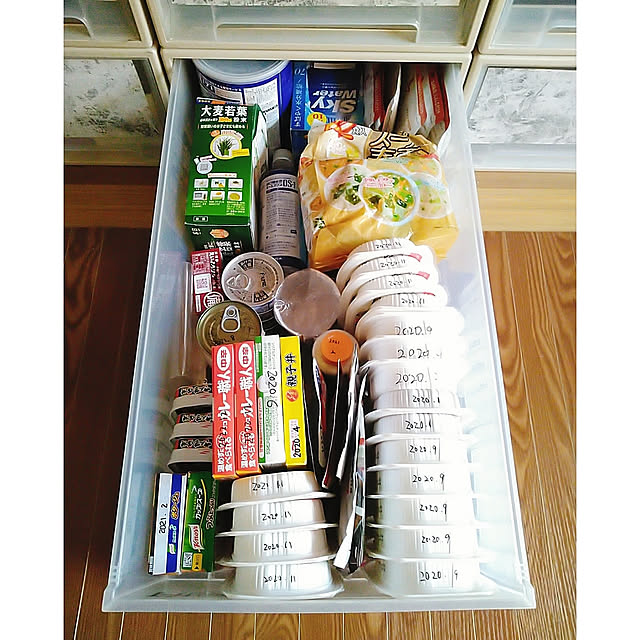 My Shelf,安全対策,押し入れ,防災グッズ,長期保存,シンプルな暮らし,押し入れ収納,団地住まい,非常食,非常食収納 waniwaniの部屋