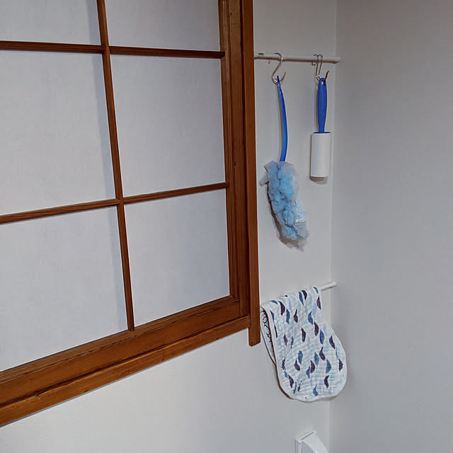 つっぱり棒,つっぱり棒収納,掃除収納,障子,On Walls hassakuの部屋