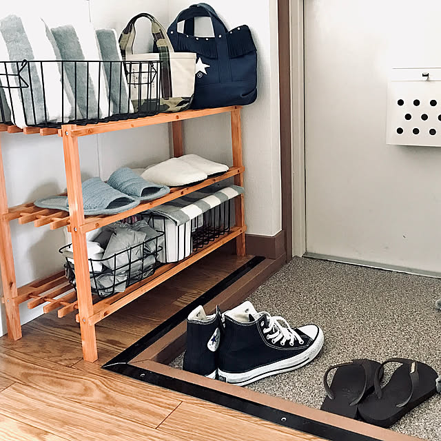 ナチュラル,一人暮らし,シューズラック,Entrance,kitchen kitchen,賃貸インテリア,ナチュラルも男前も好き,バッグ収納,靴箱,賃貸でも諦めない！,無印良品,賃貸でも楽しく♪,見せる収納,1DK hiの部屋