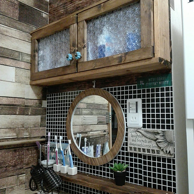 Bathroom,DIY,セリア壁紙,ニトリの鏡,いつもいいねやコメありがとうございます♡ ak68の部屋