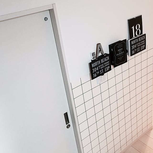 On Walls,カッティングシート,粘着シート,DIY,セリアリメイク,セリア,インターホンカバー,アルファベットオブジェ,グラフチェック柄,壁紙DIY,2016.4.18 Merrydayの部屋