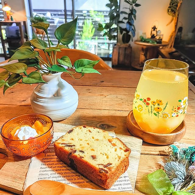 My Desk,ダイソー,ティータイム,グリーン,ブラウン,レトロ,カフェ風,百均,癒し,フェイクグリーン,建売住宅,木のぬくもり,茶系インテリア AKiCHiの部屋
