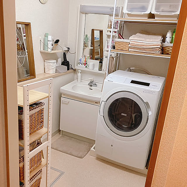 Bathroom,洗濯乾燥機,洗濯機,ドラム式洗濯乾燥機,定番アイテム,団地,ナチュラルインテリア,インスタやってます♡,コメントお気遣いなく♡ naosunnyの部屋