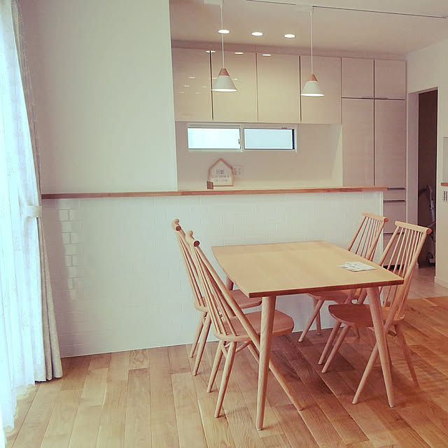 Lounge,北欧,無垢の家具,柏木工 シビル,シビルチェア,タイル,無垢床オーク,塗り壁 peroの部屋