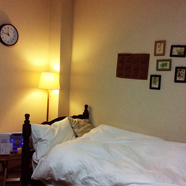 Bedroom,おさがり,間接照明,カレンダー,手作り,無印良品,100均,ポストカード,ニトリ ricchaの部屋