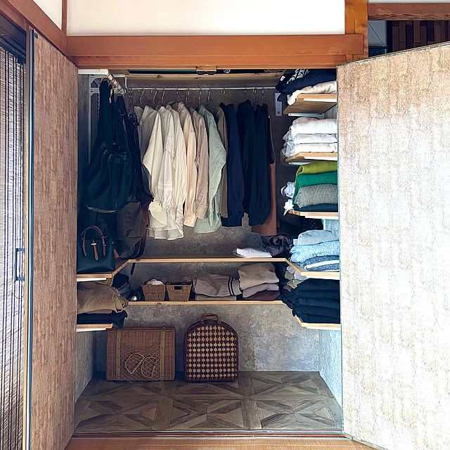 Overview,収納,洋服掛け,壁面収納,DIY棚,お片付け,棚DIY,暮らしやすく,すっきりと暮らす,いつもボチボチ,壁DIY,壁紙DIY,押入れ,引戸DIY hashimaの部屋