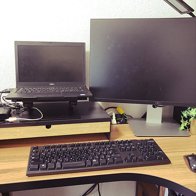 リモートワークスペース,パソコンコーナー,デスク周り,モニタースタンド,IKEA,My Desk mukuの部屋