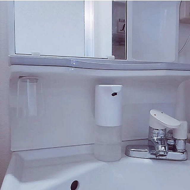 Bathroom,洗面スペース,洗面台,洗面所,シンプルインテリア,シンプルな暮らし,団地インテリア,団地暮らし,収納アイデア,浮かせる収納,マグネット waniwaniの部屋