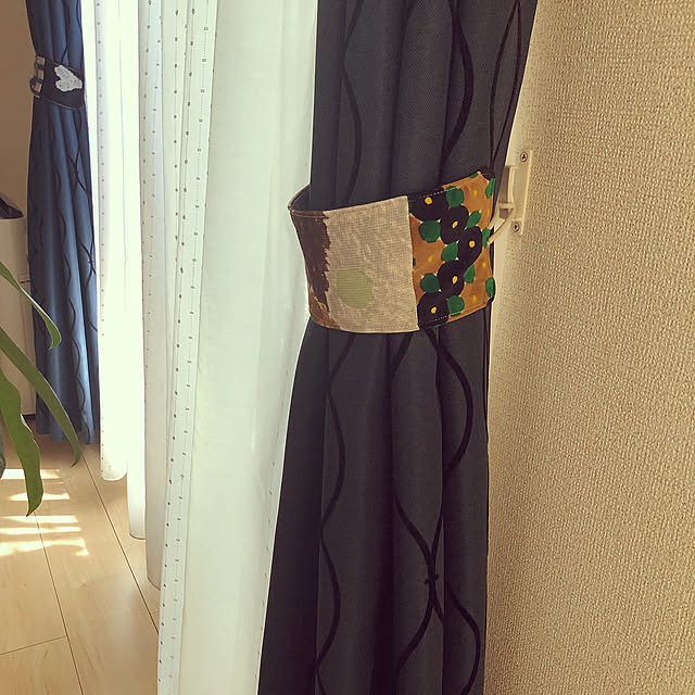 ミナペルホネン,mina perhonen,カーテンタッセル手作り,観葉植物,ナチュラル,北欧,Lounge msyh.の部屋