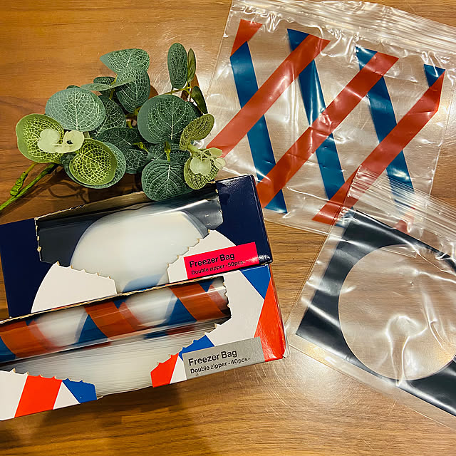 Lounge,気分をあげる,おやつ入れ,ダイソー,なんて呼べばいいのか悩む,フリーザーバッグ,ジップバッグ,ジップロック,スタンダードプロダクツ,IKEA,新年度スタート saki_aoiの部屋