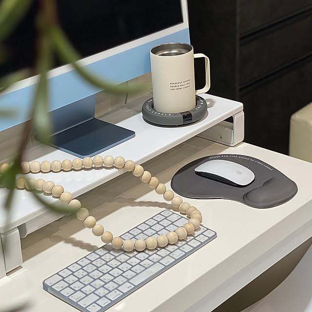 My Desk,パソコンデスク,ラコレハウス,癒し,プチプラ,RCの出会いに感謝♥︎,シンプルインテリア,グリーンのある暮らし,いいね&フォローありがとうございます♡,すっきり暮らす,心地よい暮らし,暮らしを整える,LAKOLE,何気ない日常に感謝❁⃘*.ﾟ,いつも見てくださって…感謝です♡,タイムライン後ほどまわらせてもらいます♬,タイムライン見れてなくてすいません∘∘∘,植物のある暮らし Lime..の部屋