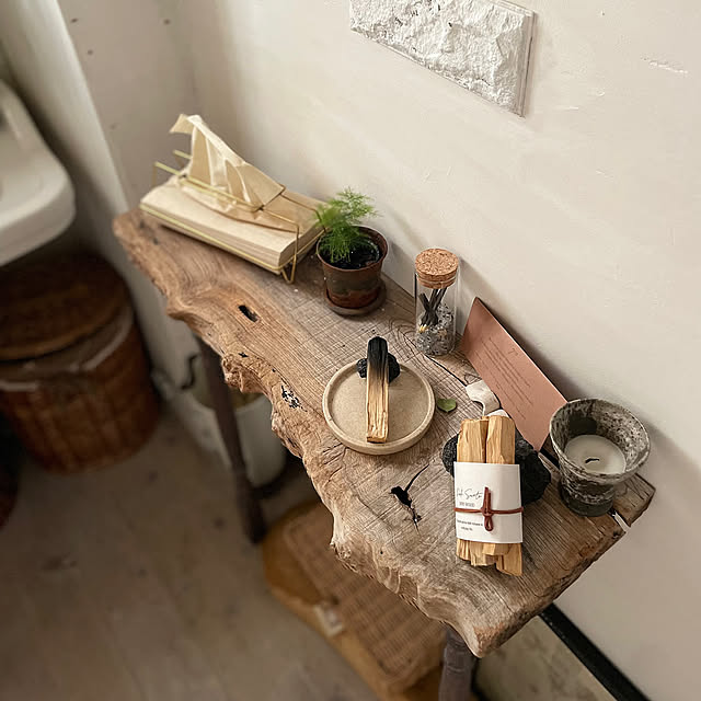 Bathroom,インドアグリーン,ロクロ脚,DIY,ティッシュケース,アンティーク,パロサント,カインズホーム Makoの部屋